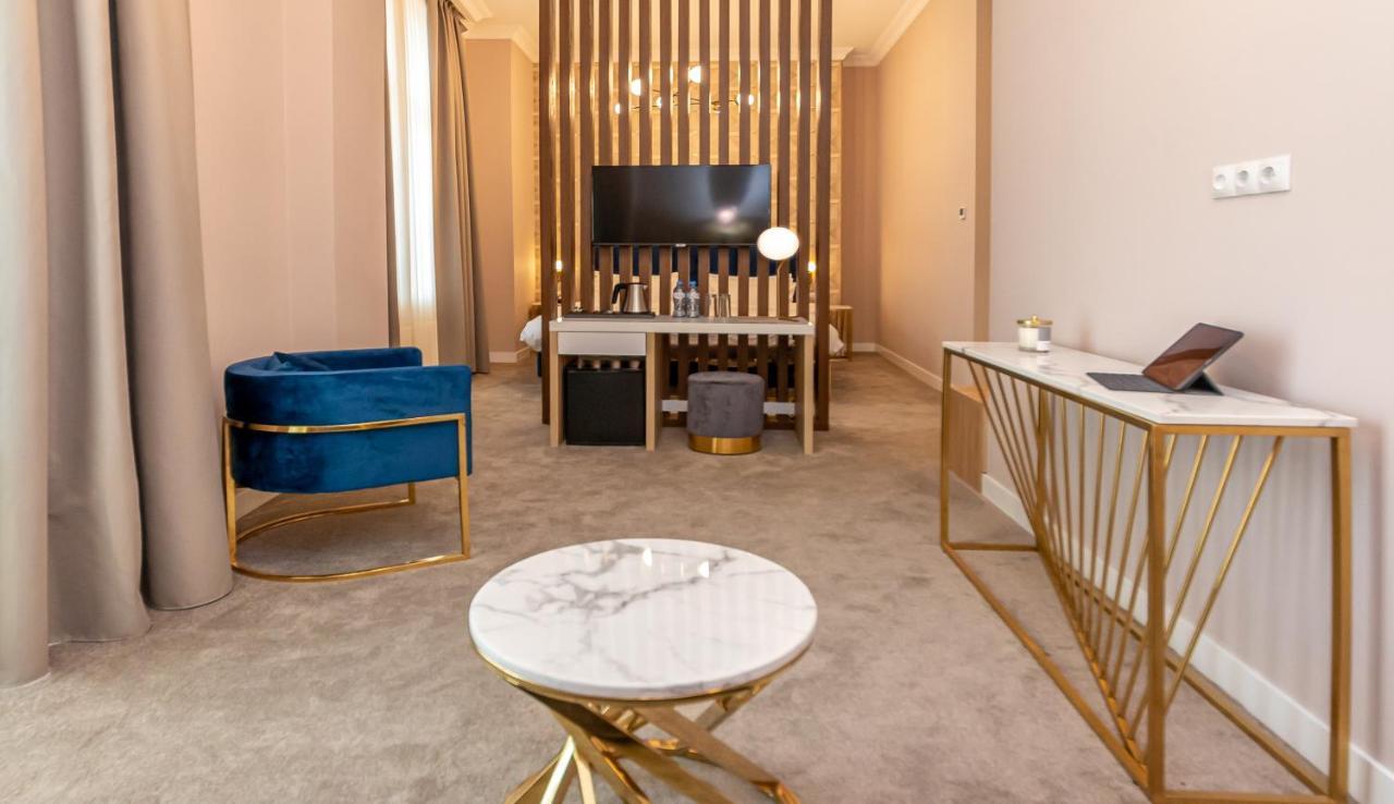 Newport Hotel كوتايسي المظهر الخارجي الصورة