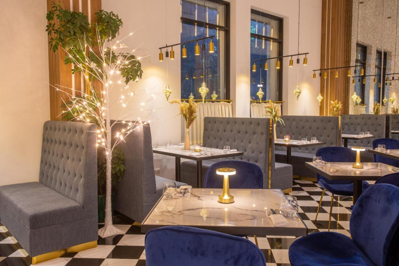 Newport Hotel كوتايسي المظهر الخارجي الصورة